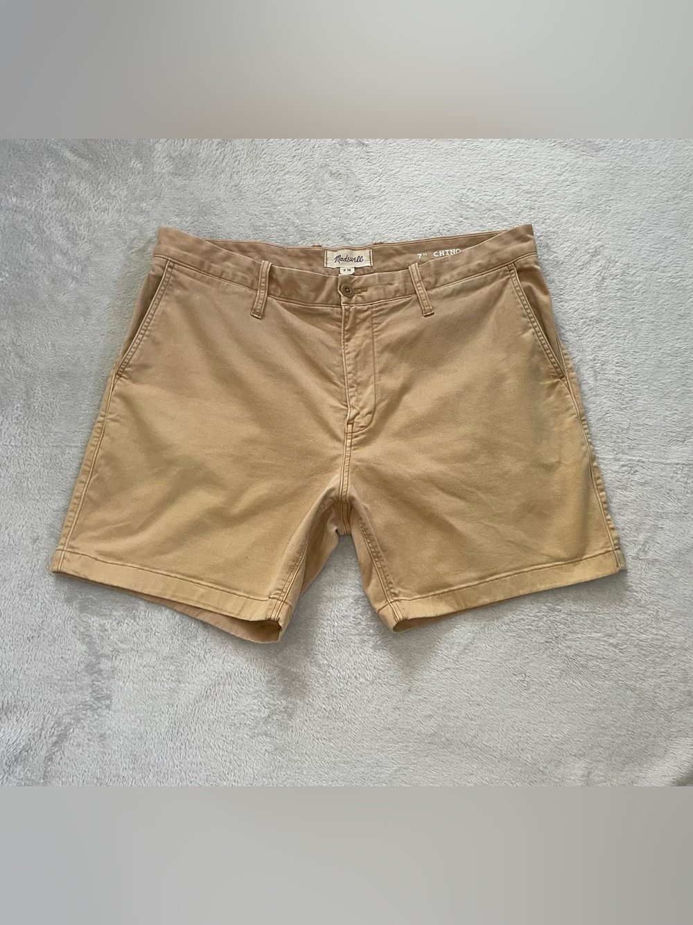 Madewell- Men’s 38- 7” Flat-Front Chino Shorts